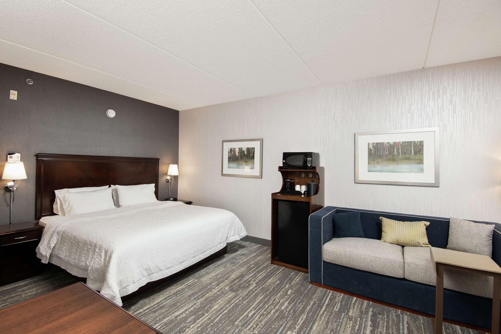 Hampton Inn & Suites By Hilton Barrie Exterior foto